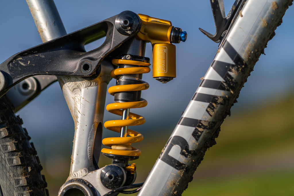 最新设计的ohlinsttx自行车后避震介绍评测对比关联fox后胆速降enduro