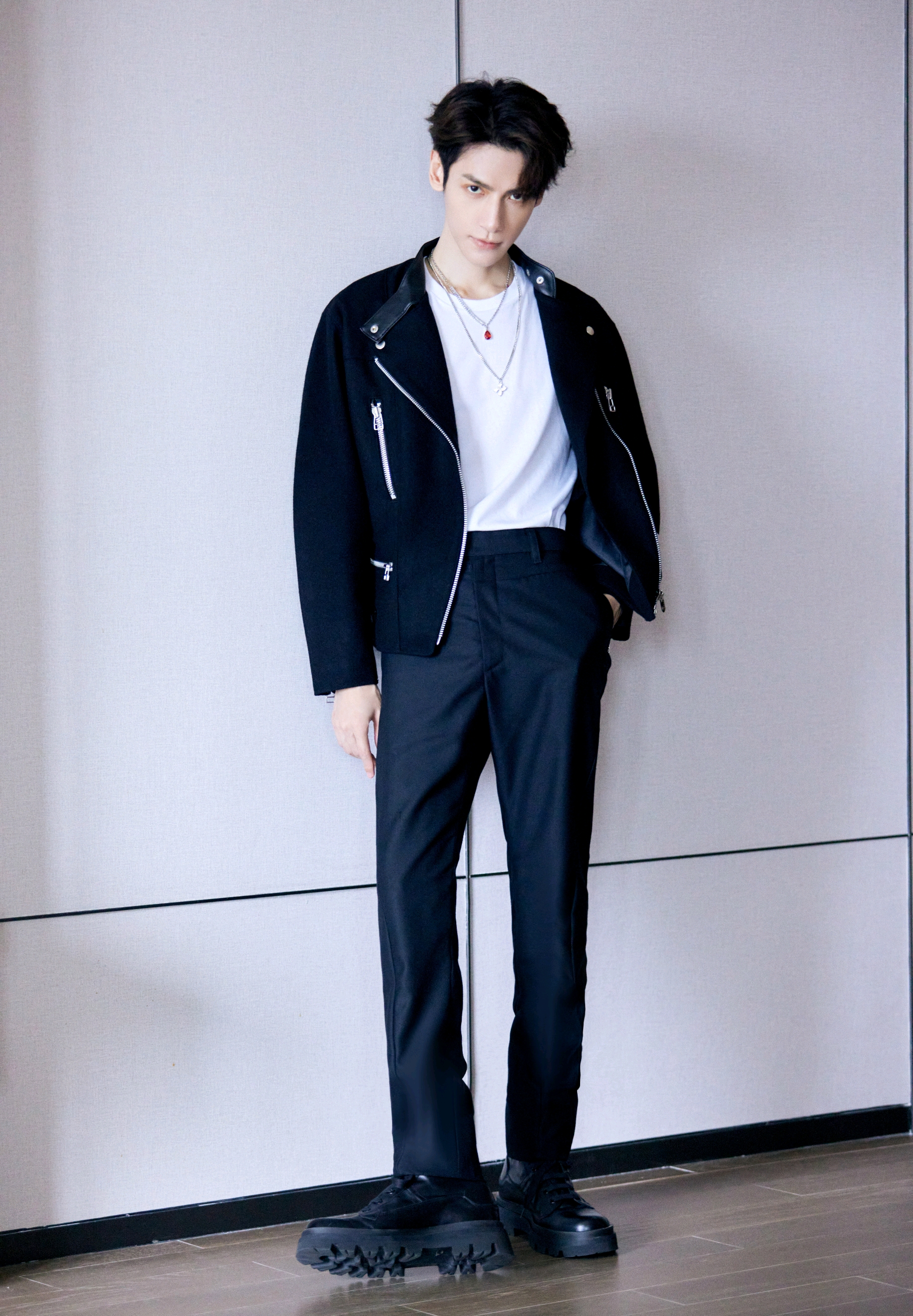 【罗云熙】罗本空瓶模板 - 哔哩哔哩