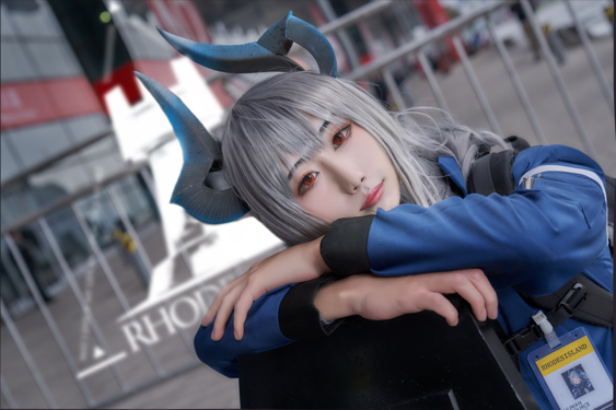 明日方舟雷蛇cos