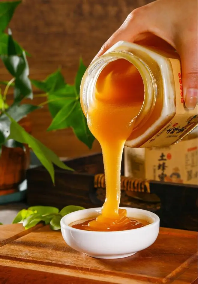 蜂蜜吃多胖吗(蜂蜜吃多了会增肥吗) 蜂蜜吃多胖吗(蜂蜜吃多了会增肥吗)