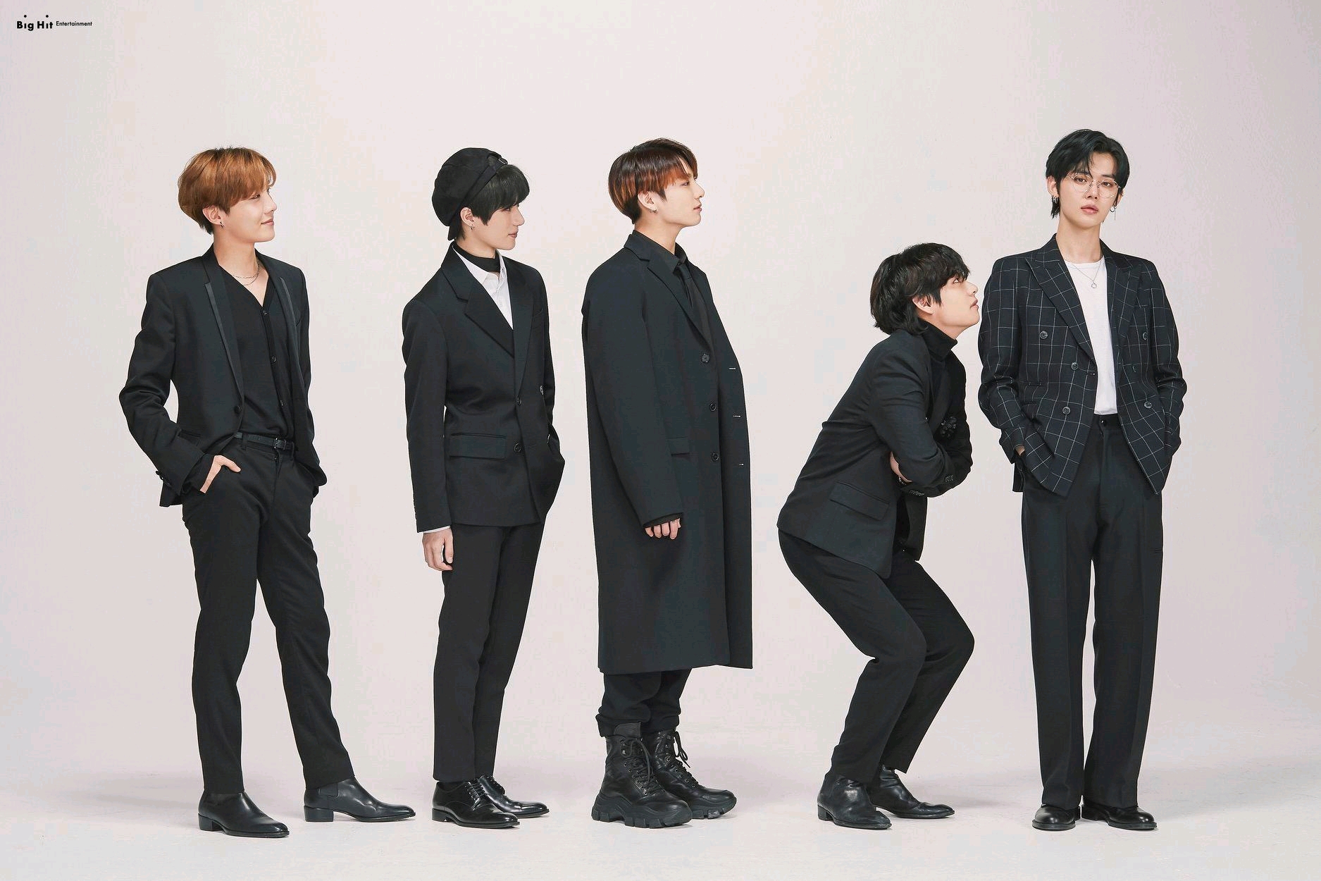 对2020.2bighit大黑公司家族照和花絮骚操作的一点看法