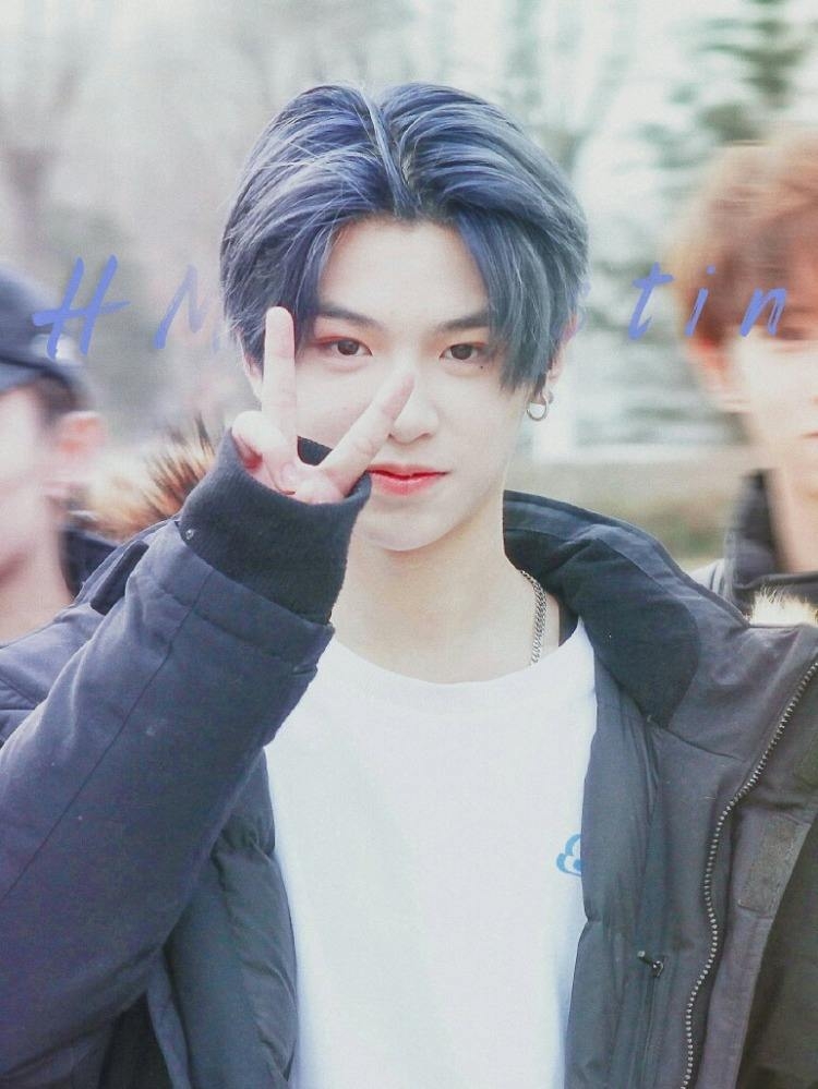 【黄明昊】定制文 Justin x曲芊芊