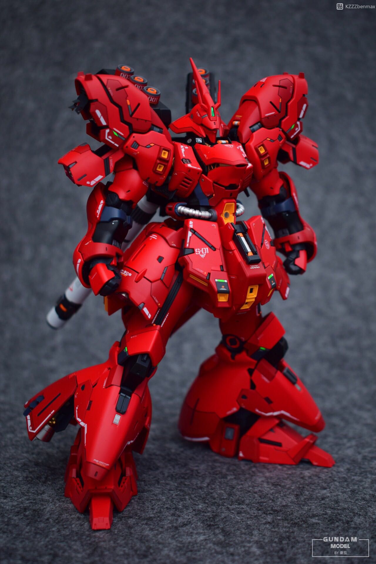 达人佳作:rg 1/144 msn-04 sazabi 沙扎比