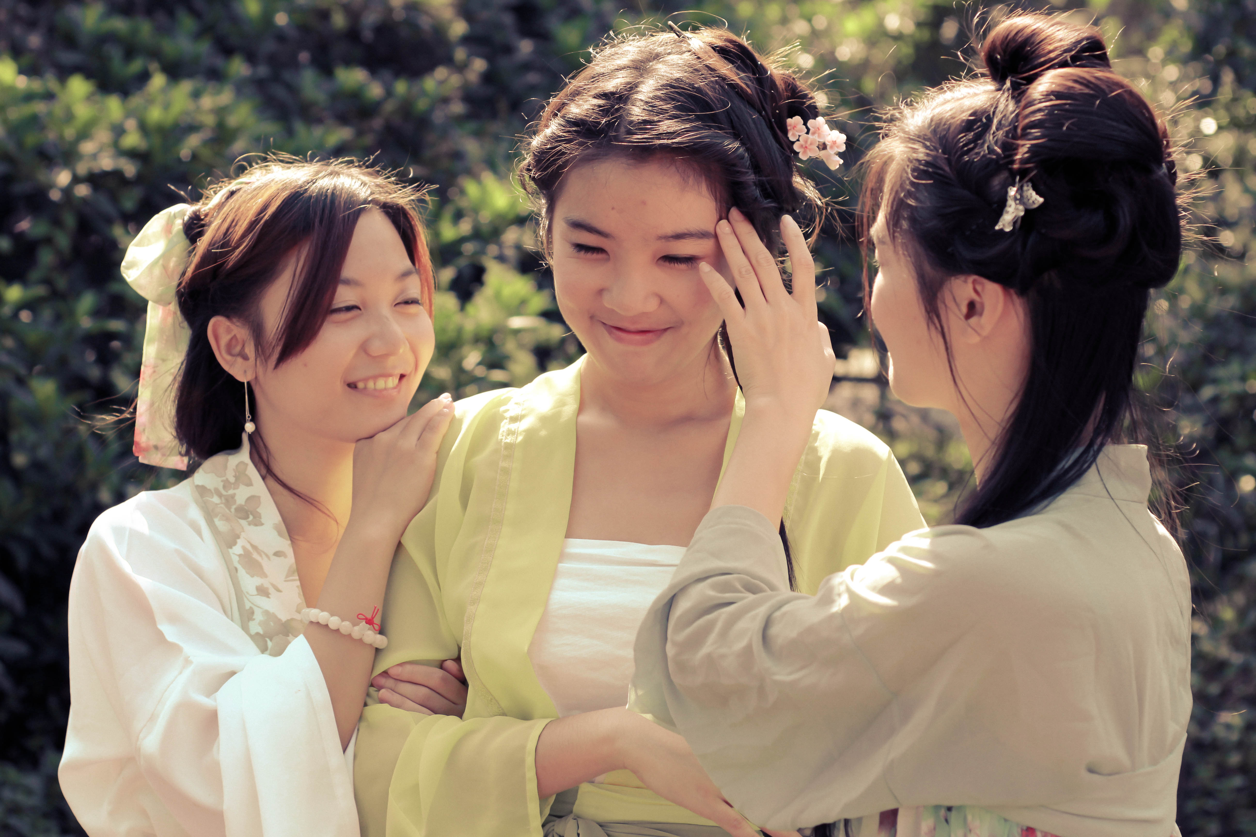 我的汉服社要办些什么活动呢?小怪兽的活动姿