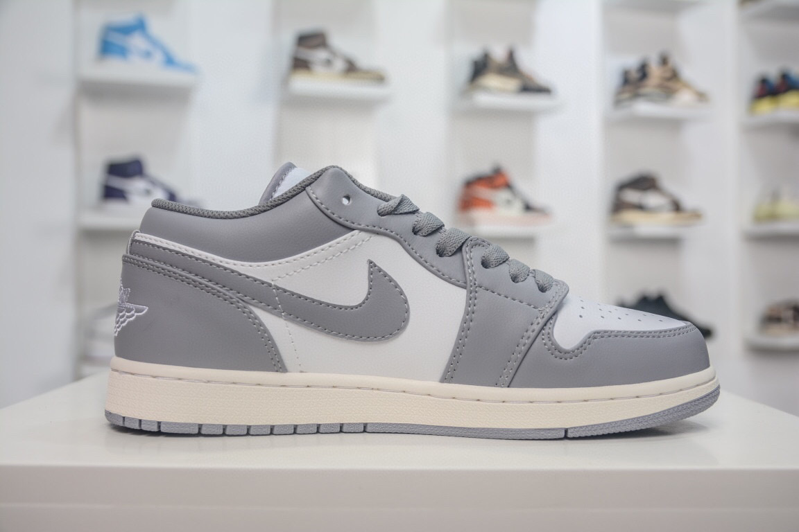 grey aj1 low