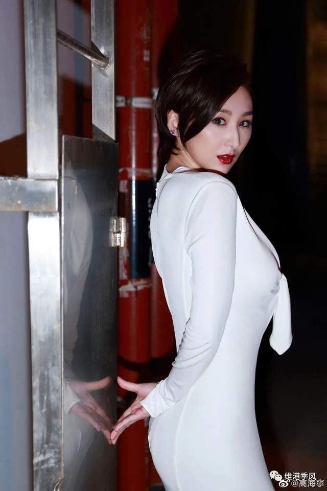 tvb高海宁性感女神有智慧,有演技,有前途