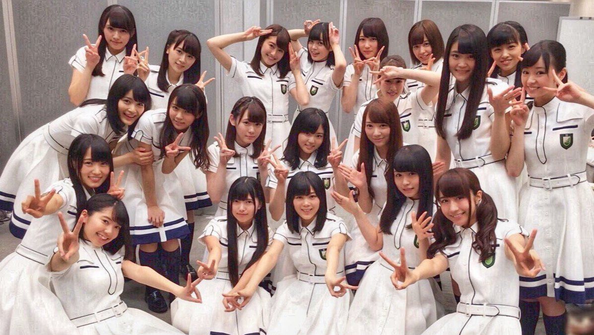 21缺3 这是欅坂46首本团体写真集 也是最后纪念册 哔哩哔哩