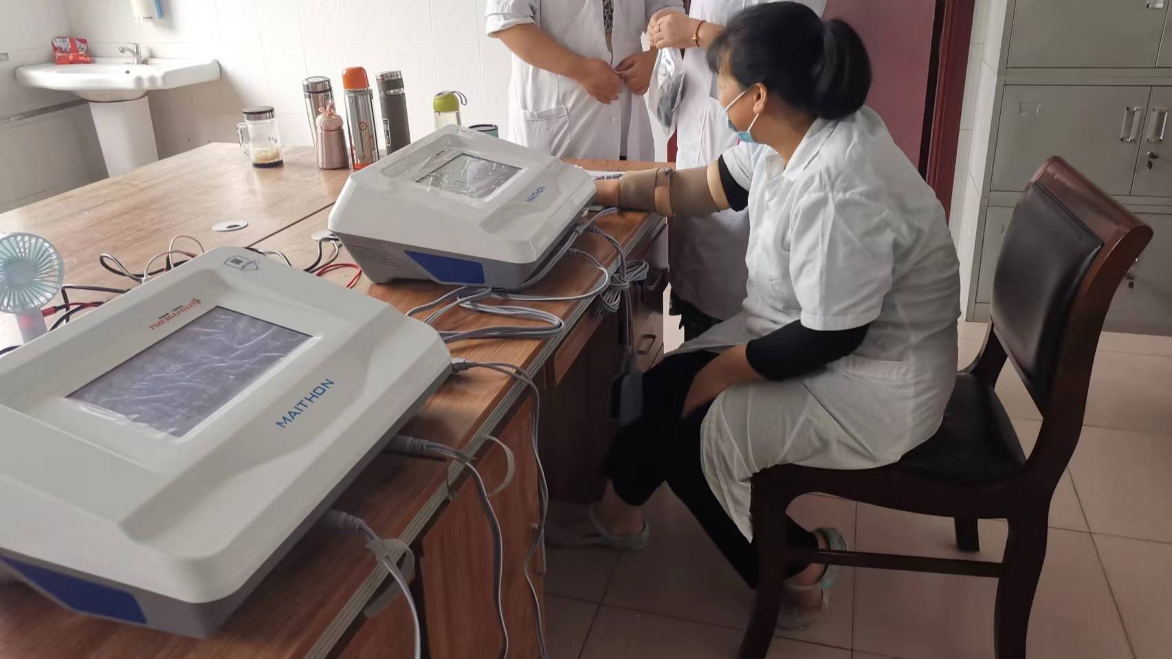 中药离子导入治疗仪-药物导入的疗法 - 哔哩哔哩