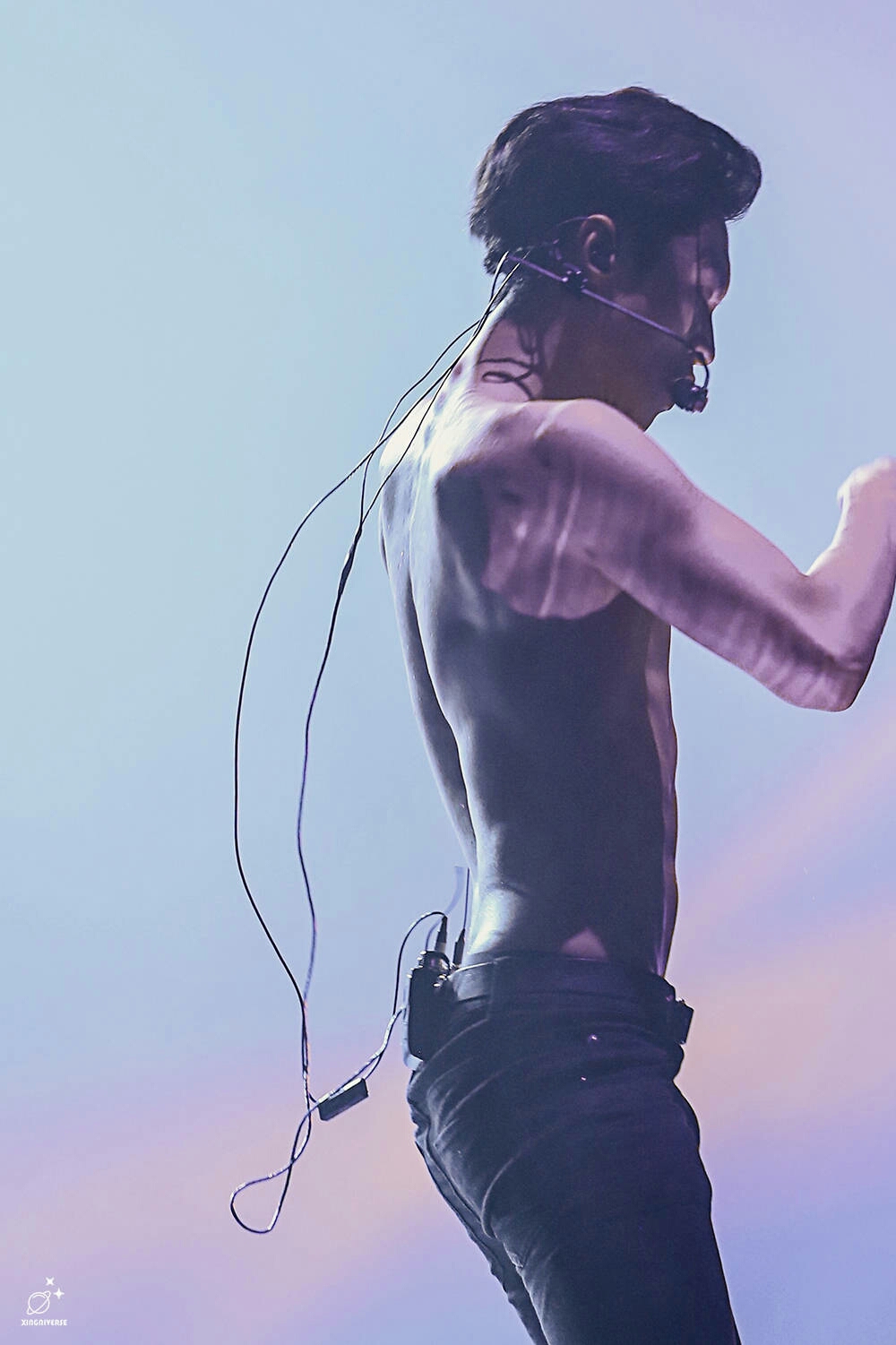 【深夜福利 大饱眼福】看到封面，你确定不点进来看看?
请自备红枣和纸巾，谢谢合作