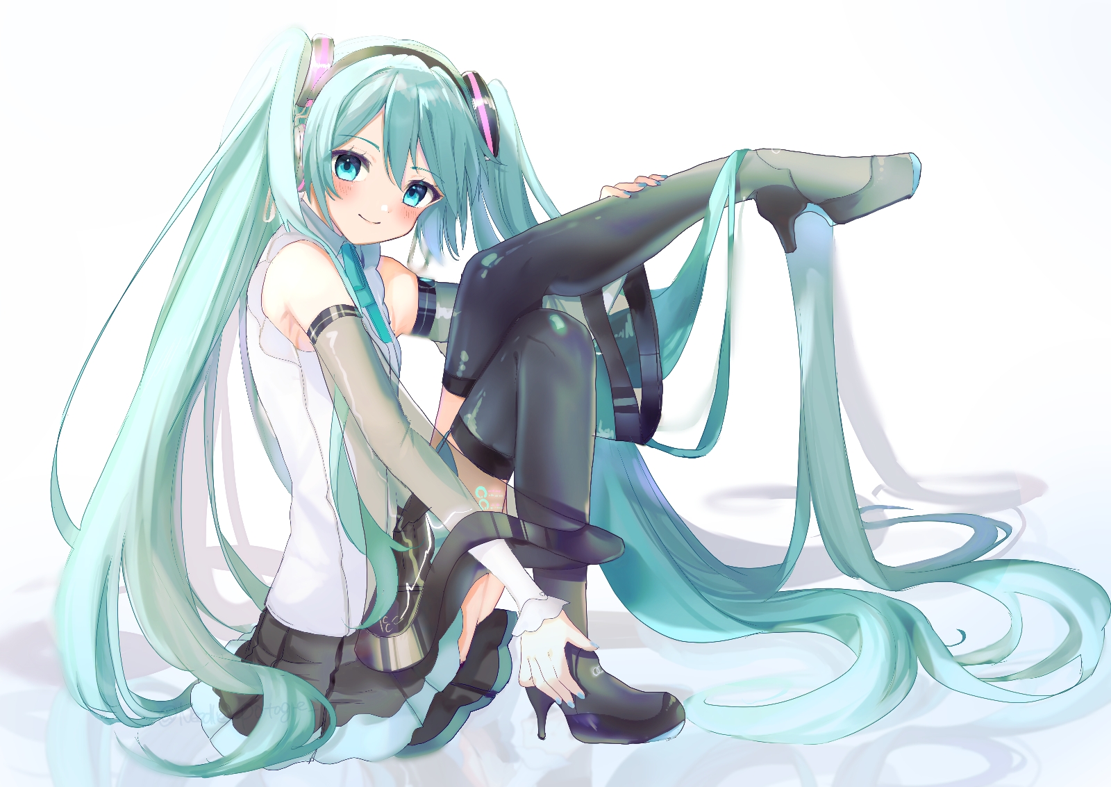 『初音ミク』公式服精选100张ღ