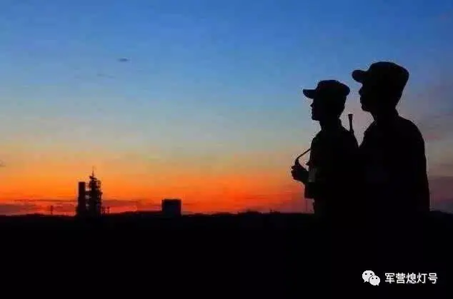 大学毕业前和大学毕业后当兵哪个更好 哔哩哔哩