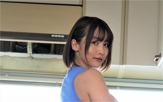 美女分享——有坂唯、橘知花、佐藤汐 哔哩哔哩