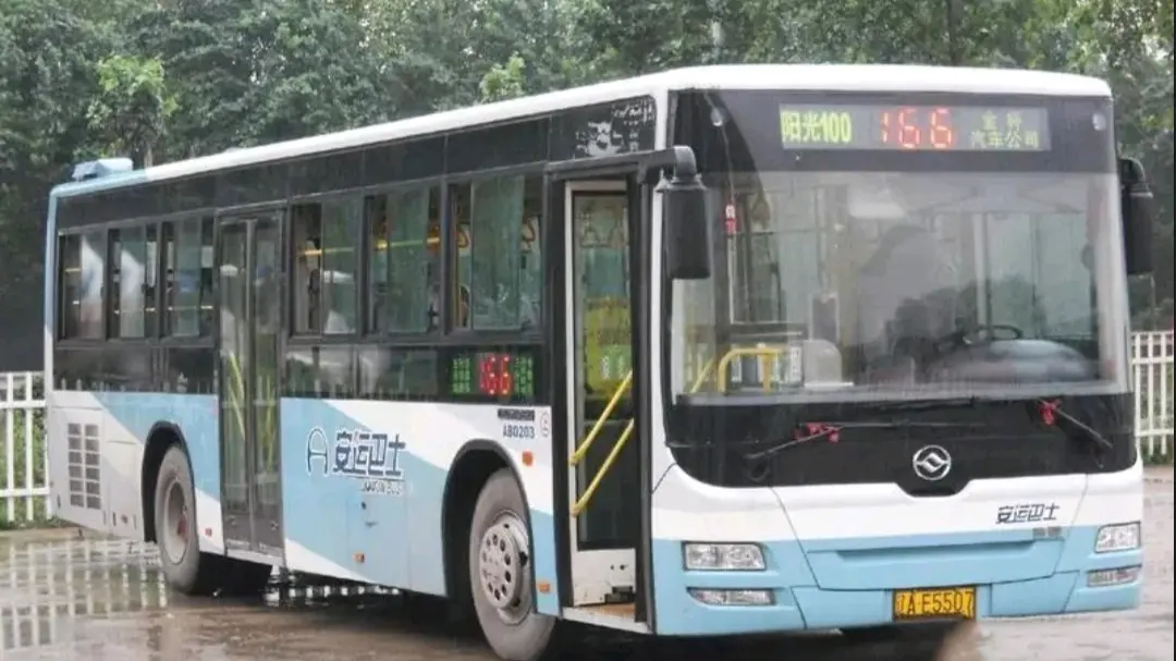 沈阳公交:回忆黄海dd6118系列车型2,都是记忆! - 哔哩哔哩