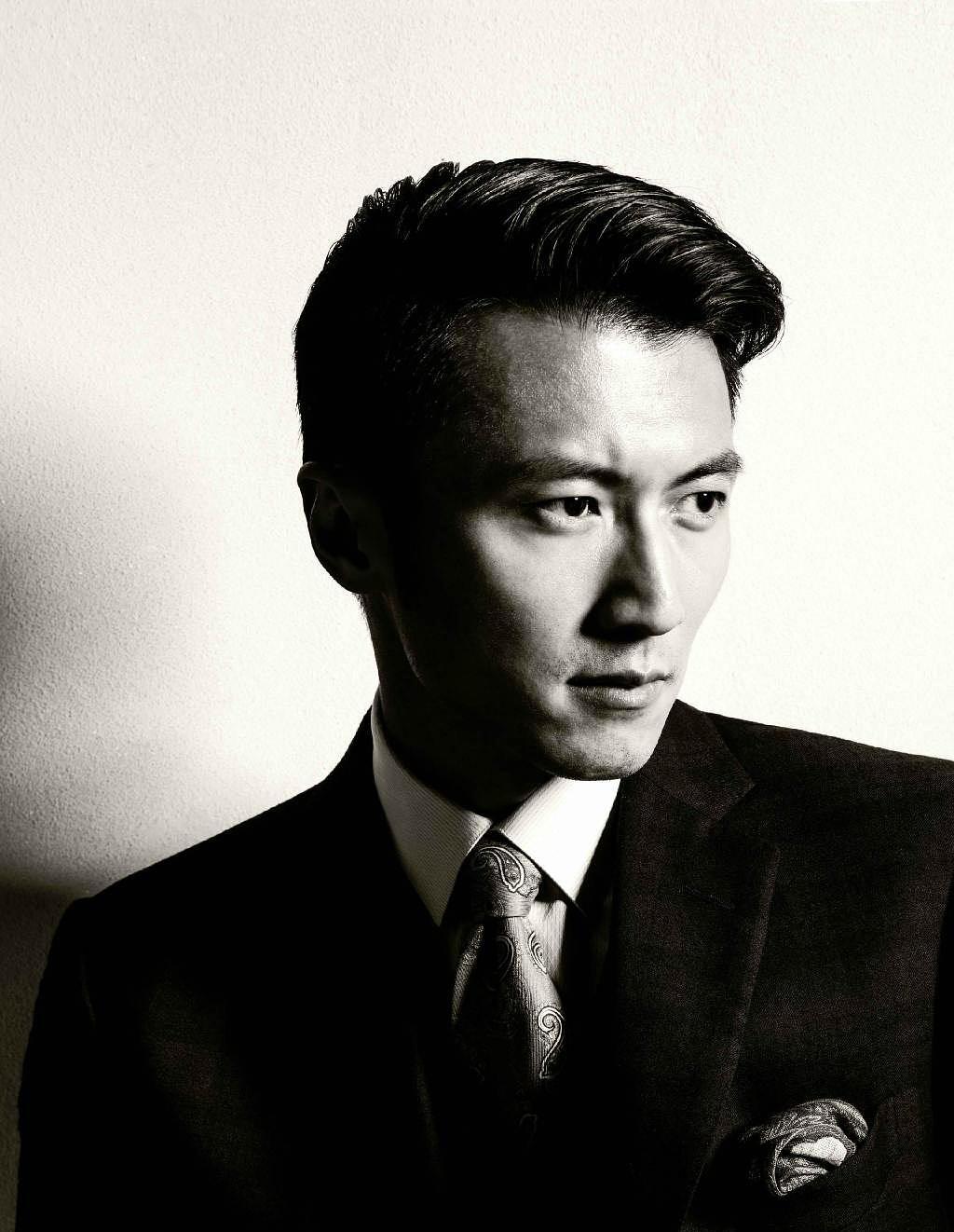 谢霆锋"爆粗"回应与杨幂相恋传言 和王菲"我们很好"