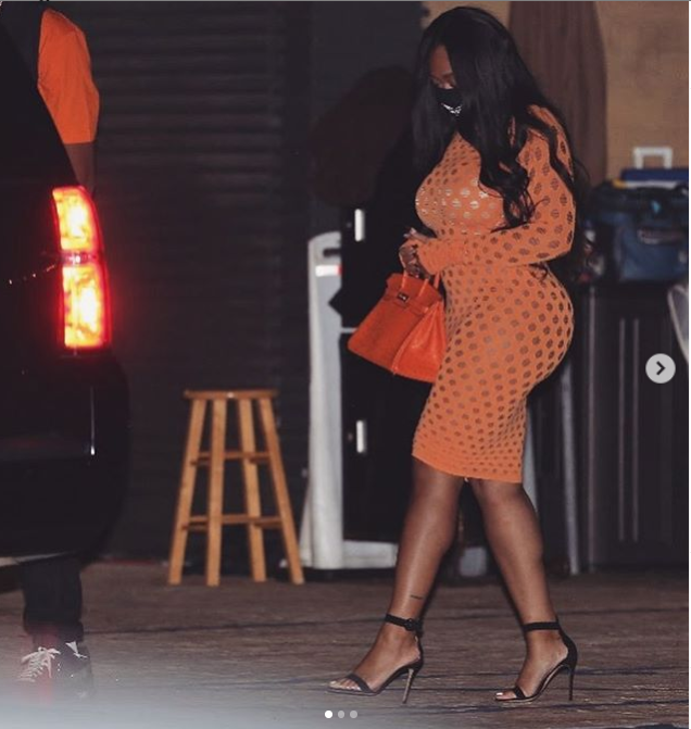 jordynwoods内涵khloe发新歌服装还有健身项目