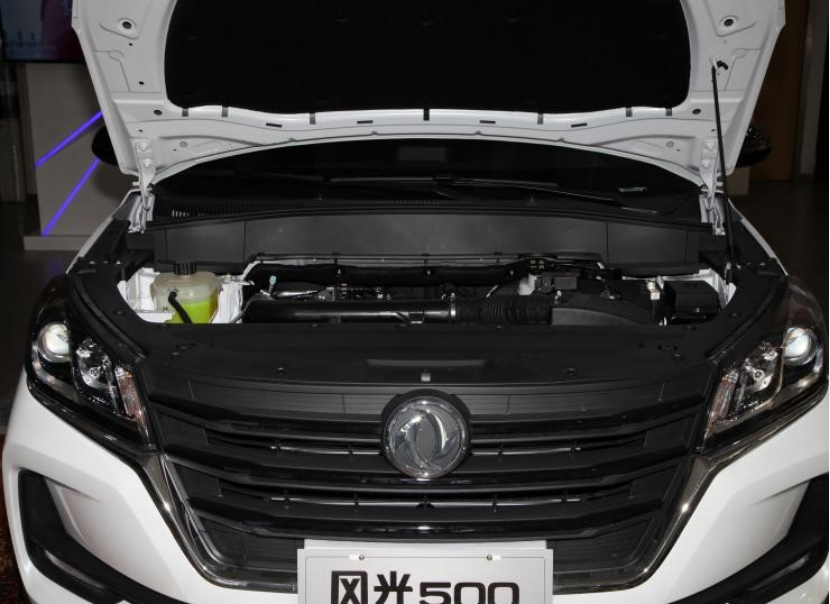 全新东风风光500发布 引领年轻新风尚!