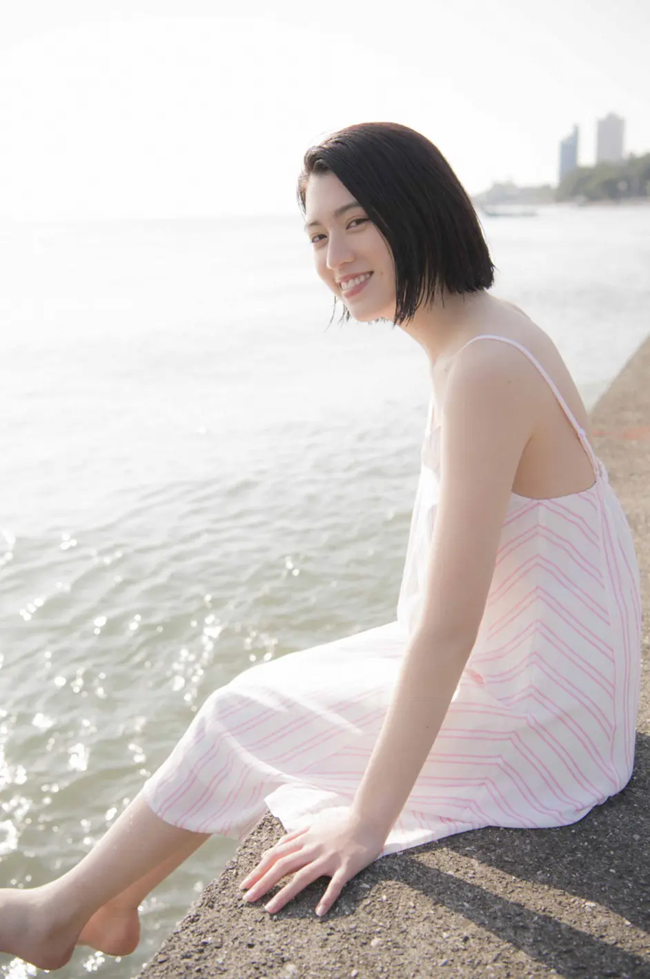 三吉彩花 空をこえて 哔哩哔哩