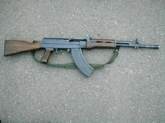 永恒的经典 中国81式 81 1式7 62mm自动步枪 哔哩哔哩