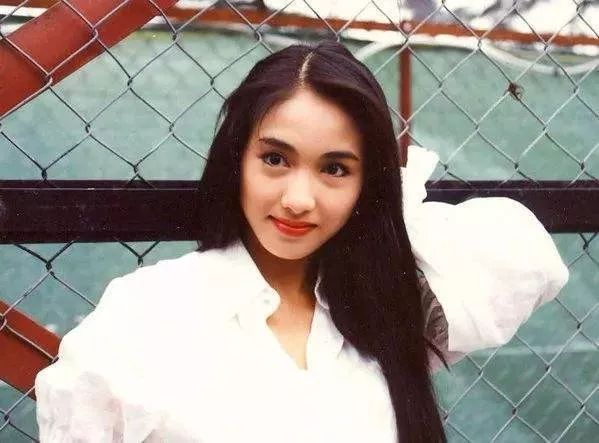 抖音港风什么玩意不如看看这些真正的香港女神