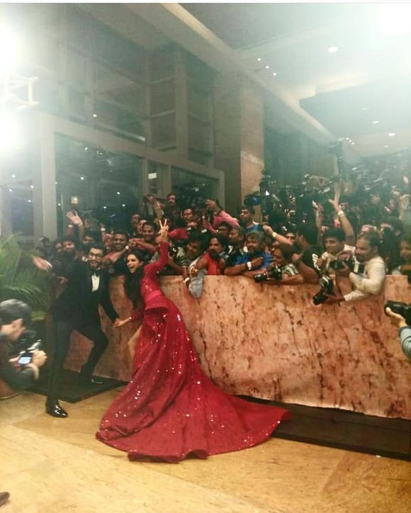 迪皮卡和兰维尔结婚照第四波来袭