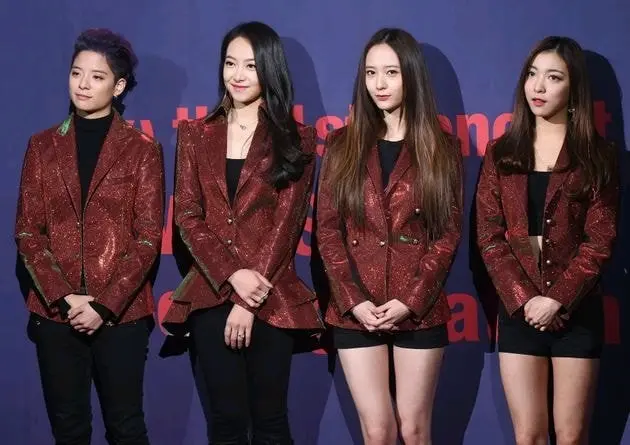 韩网热议fx解散日却是新女团预告日 多少意难平 哔哩哔哩