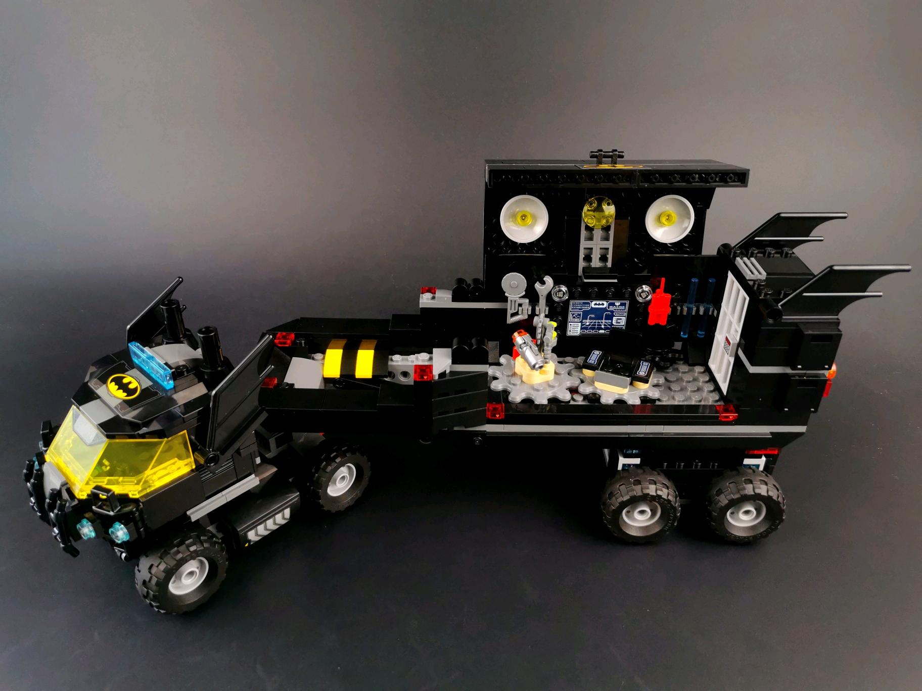 乐高dc脑洞怪蝙蝠载具超级五合一乐高76160移动蝙蝠基地终极评测