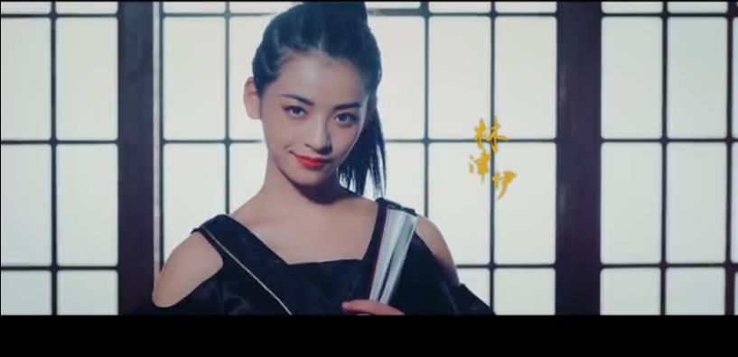 女团林津伊"分身"电影《美少女壮士》 霸气甜美飙演技