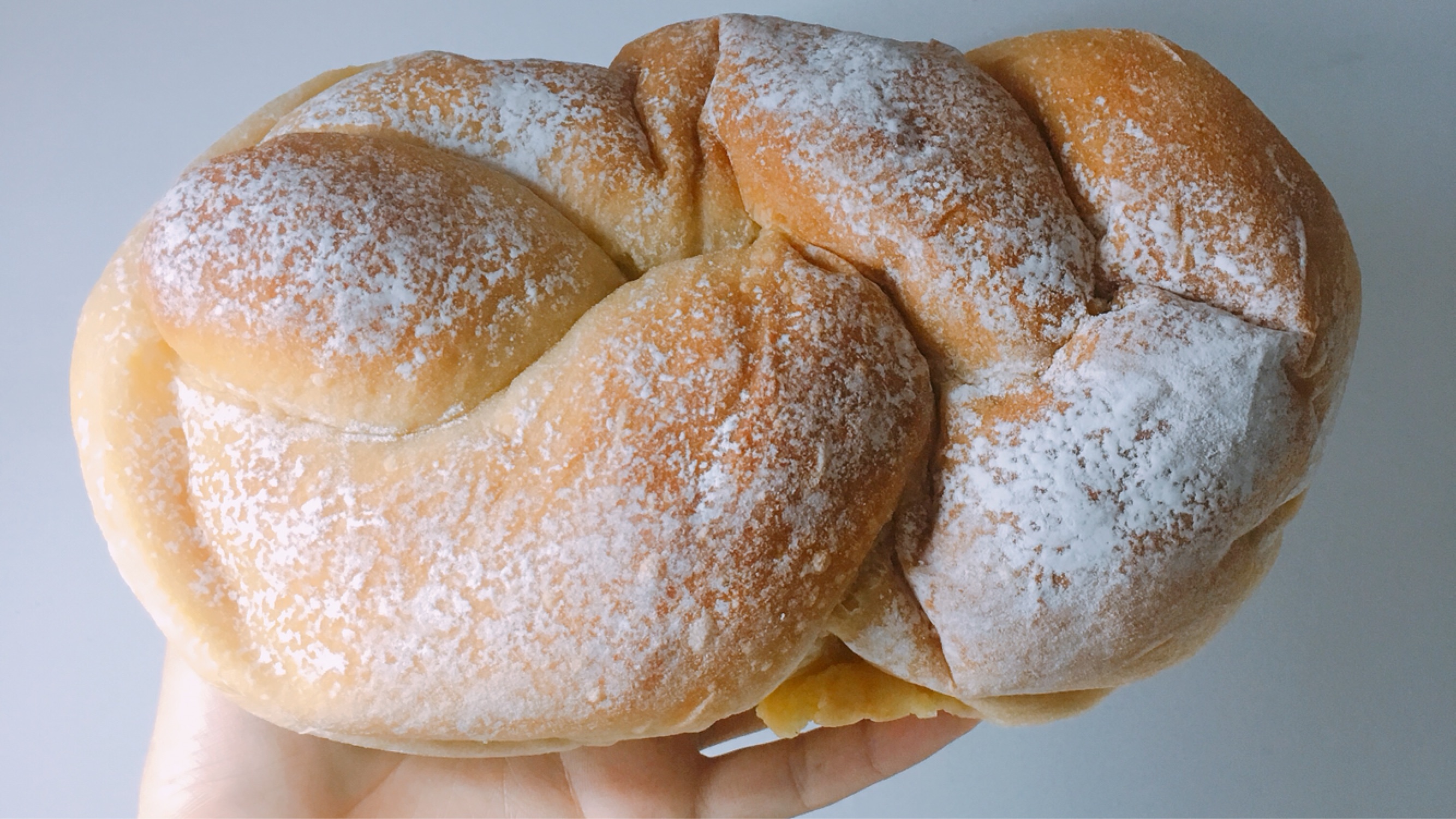 榴莲面包,榴莲面包的家常做法 - 美食杰榴莲面包做法大全