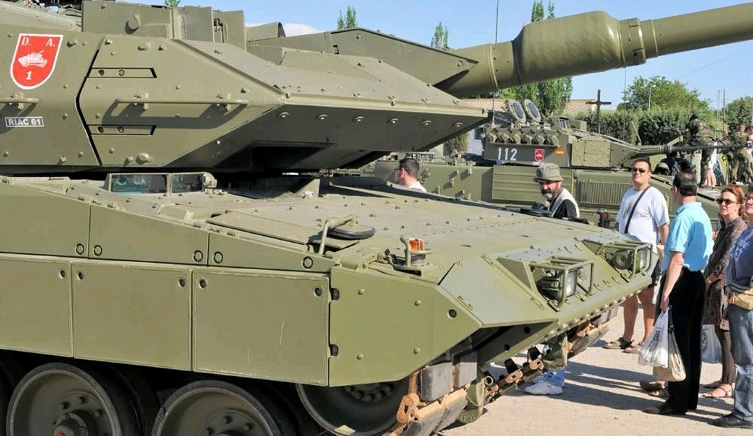 我与黄金孰更贵——西班牙豹2e主战坦克