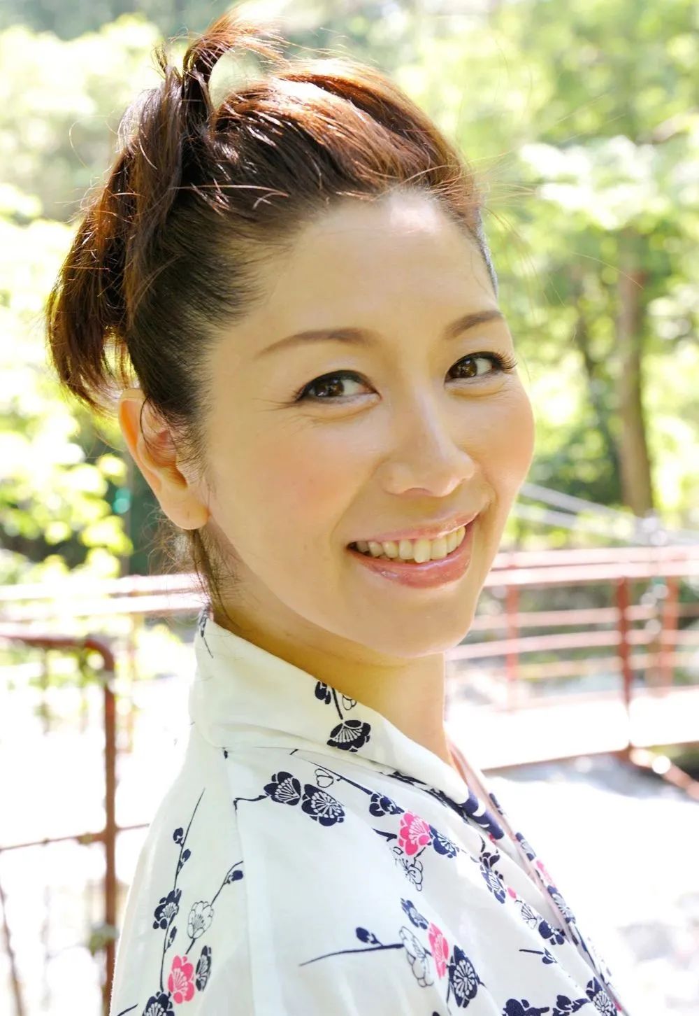 翔田千里|花有期,人会老,岁月多妖娆 - 哔哩哔哩