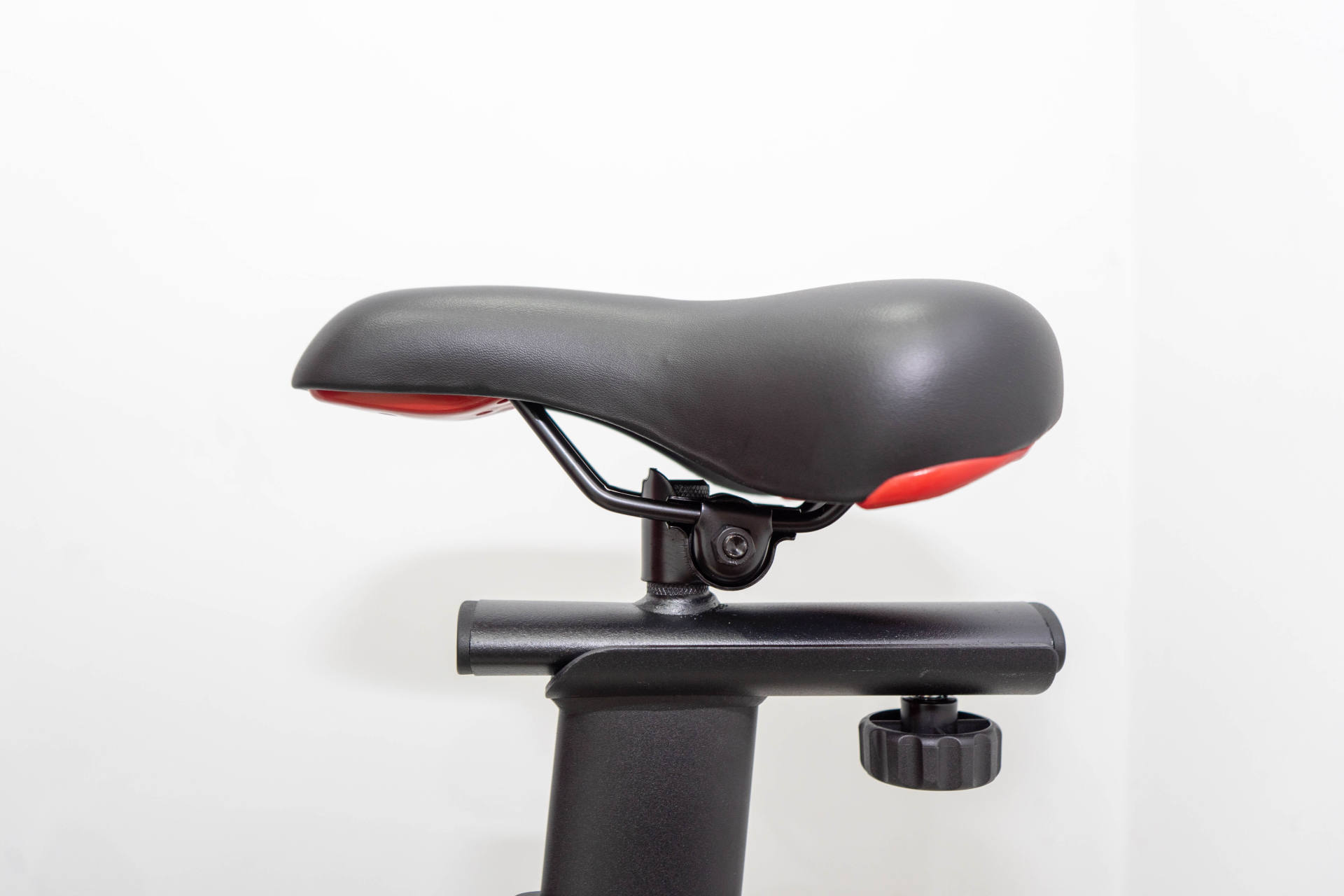 居家运动好选择每天半小时跟野小兽动感单车s1开启燃脂模式