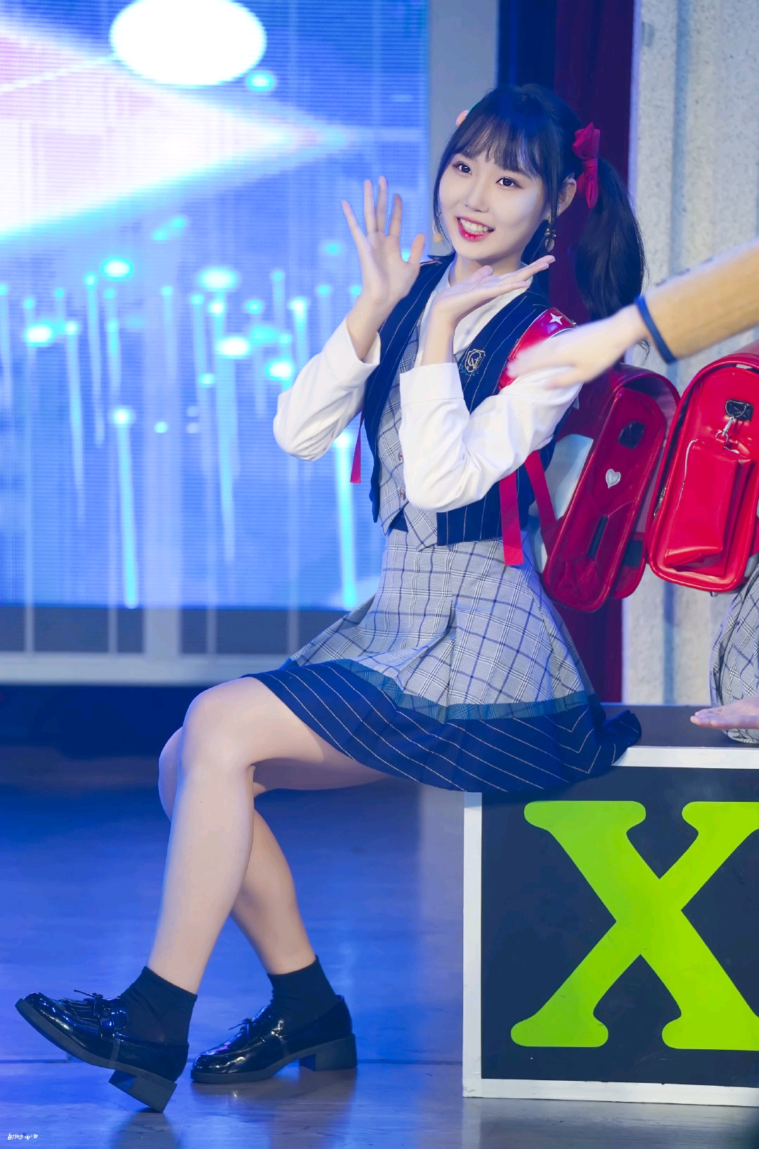 王依柳
