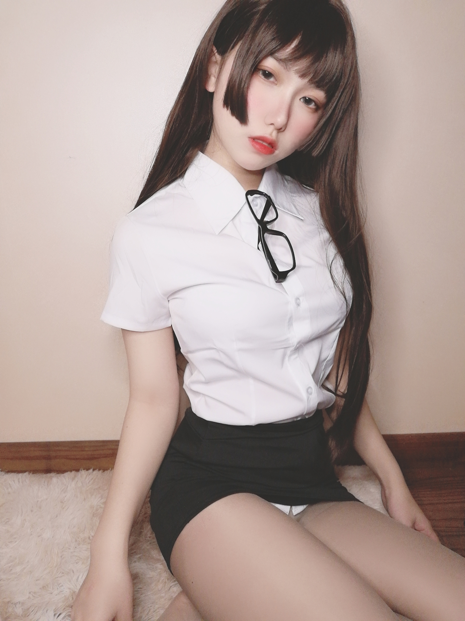 芋圆侑子sj醉酒小秘书cosplay3