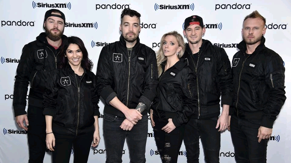 电影摇滚乐队——starset,具有跨越全球20亿的播放量