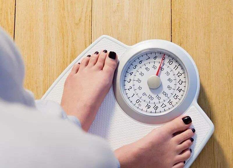 7天减肥食谱，一周瘦10斤!减肥没那末难！