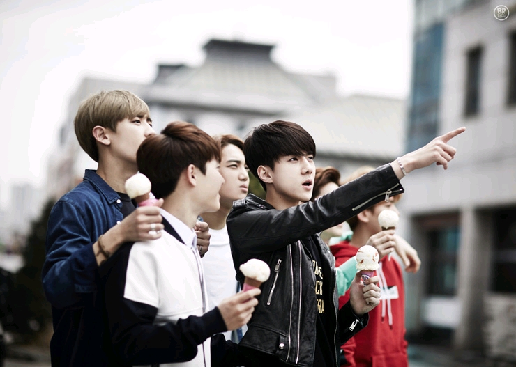 exo五巡香港场官宣六人撑起九人场