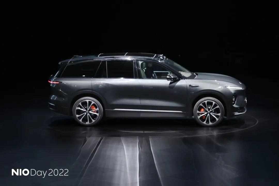 蔚来日2022 EC7发布 全新ES8智能电动旗舰轿跑SUV _ 蔚来第二代技术平台 EC7性能参数 全新ES8座椅体验_蔚来es8