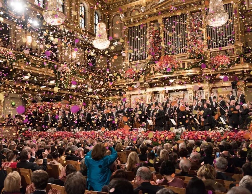 维也纳新年音乐会的保留曲目,为什么他俩每年