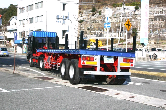 日野细鹰半挂车