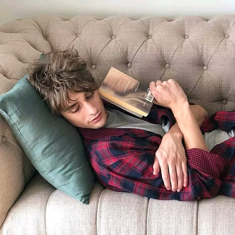 maxencedanetfauvel法版e神法兰西最适合演吸血鬼的男人