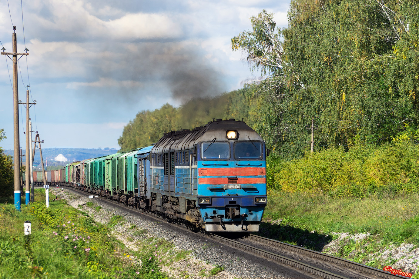 【科普【扩展】卢甘斯克的绝唱—俄罗斯铁路2te116u型内燃机车
