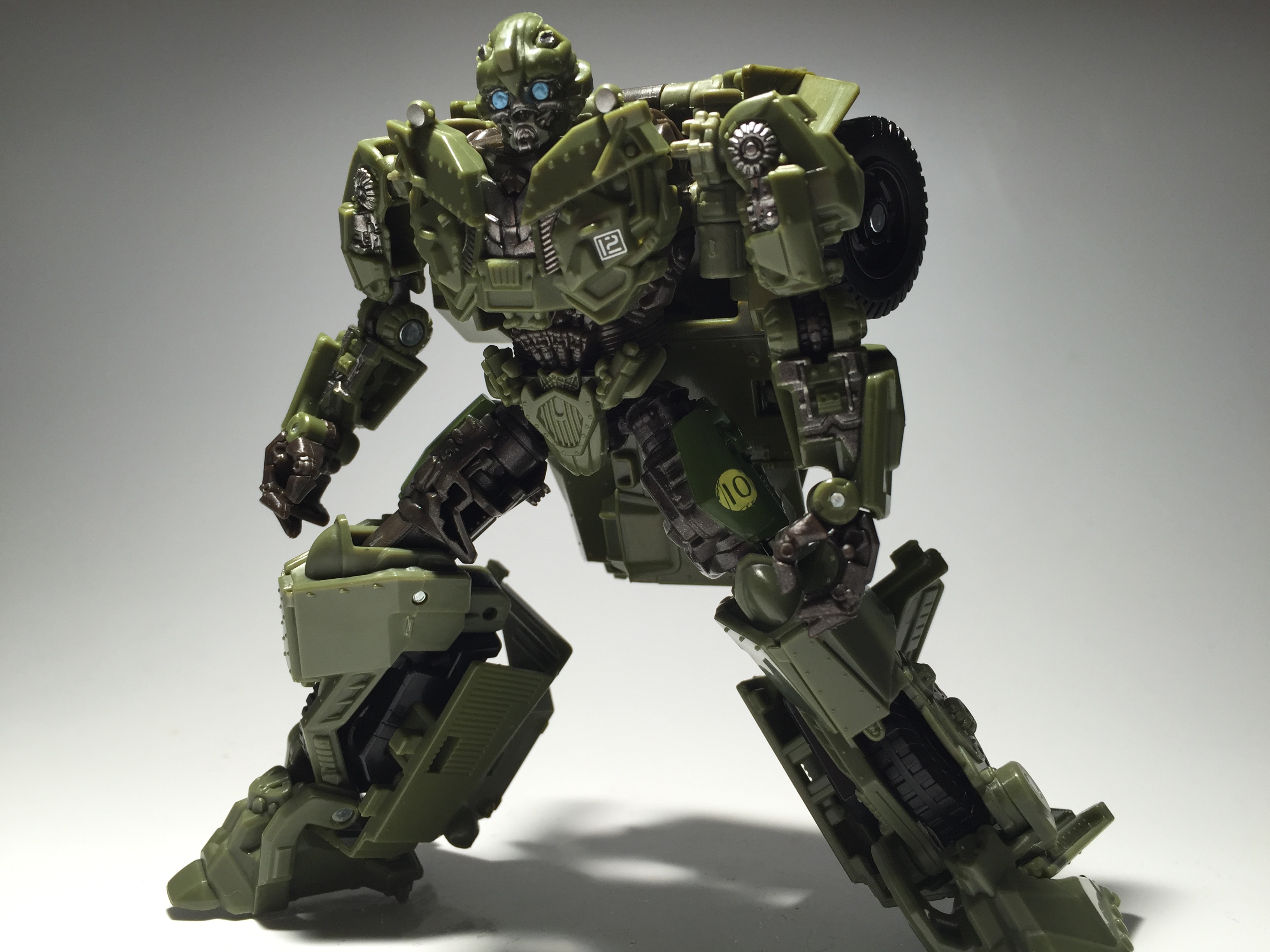 变形金刚玩具图文分享——大绿蜂见过没?:ss-26二战大黄蜂