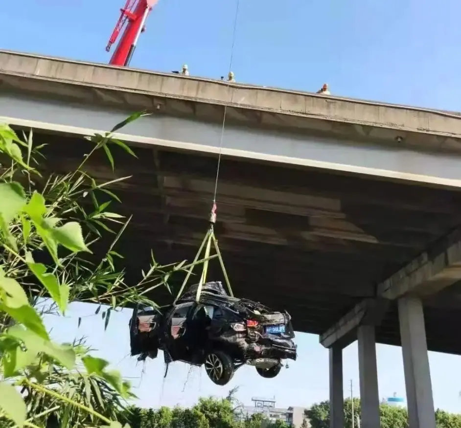 800块买一台二手车 万预算老鼠强烈推荐这款车 哔哩哔哩 800块买一台二手车 万预算老鼠强烈推荐这款车 哔哩哔哩