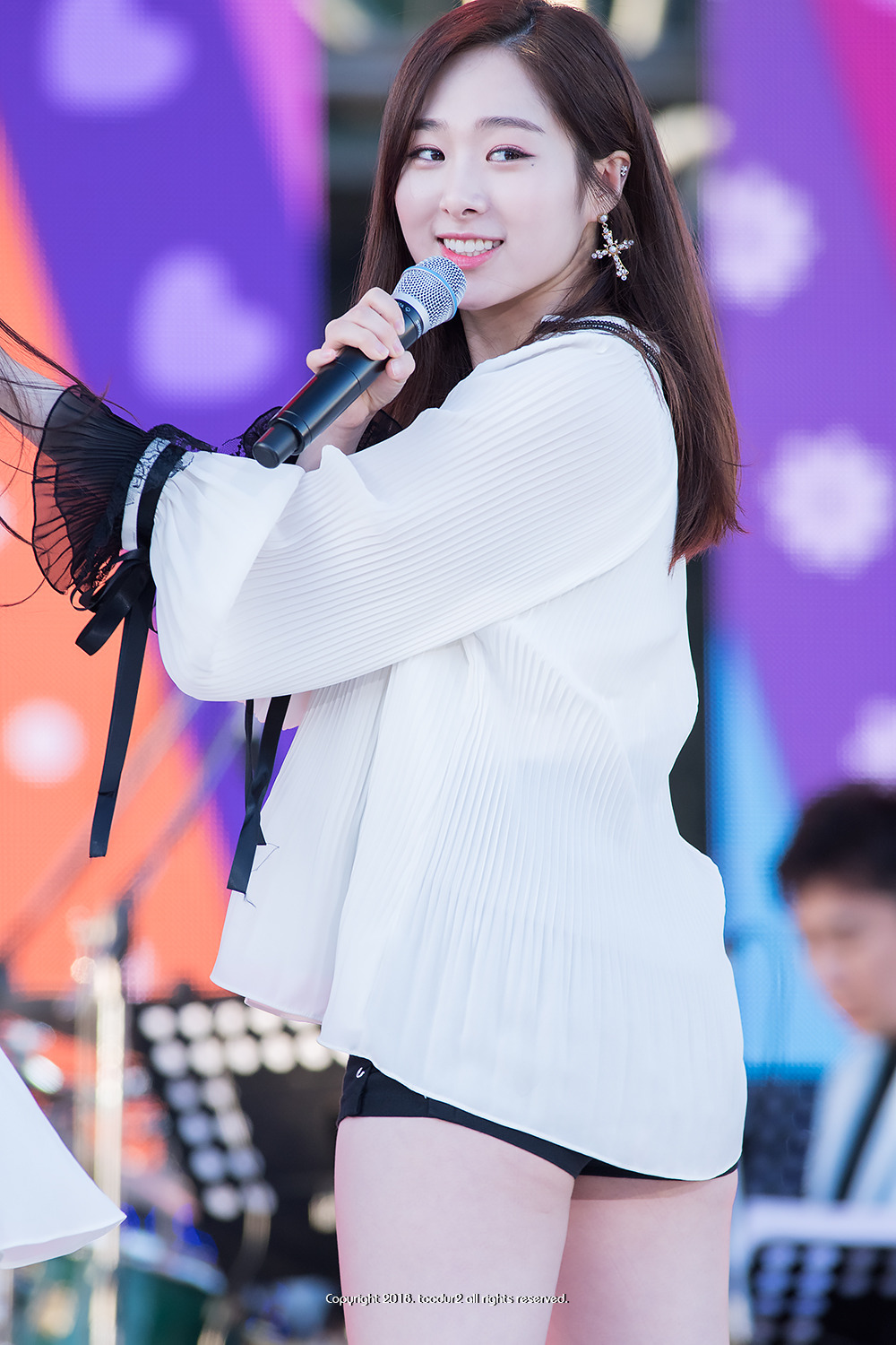 韩国女团sonamoo成旼宰的一些图片(69张)