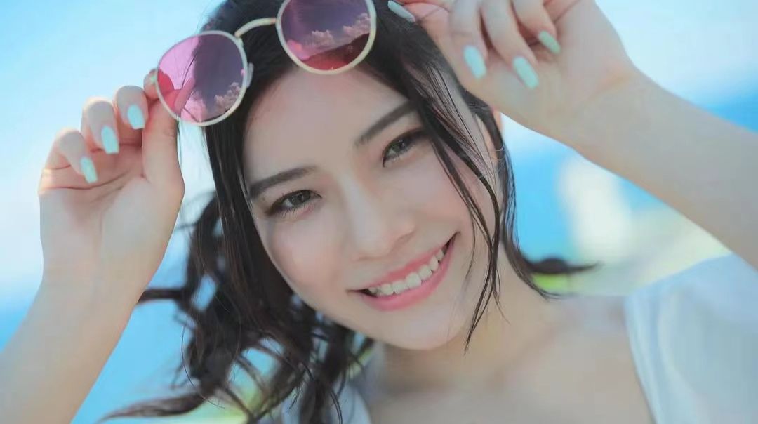 神木丽 写真集「Ather vol.1」 - 哔哩哔哩