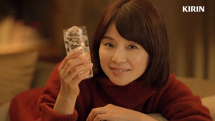 30岁中国女星没工作 50岁日本女星正当红 哔哩哔哩专栏