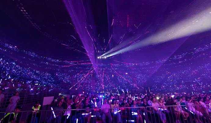 2019张信哲沈阳演唱会 东三省粉丝集合了