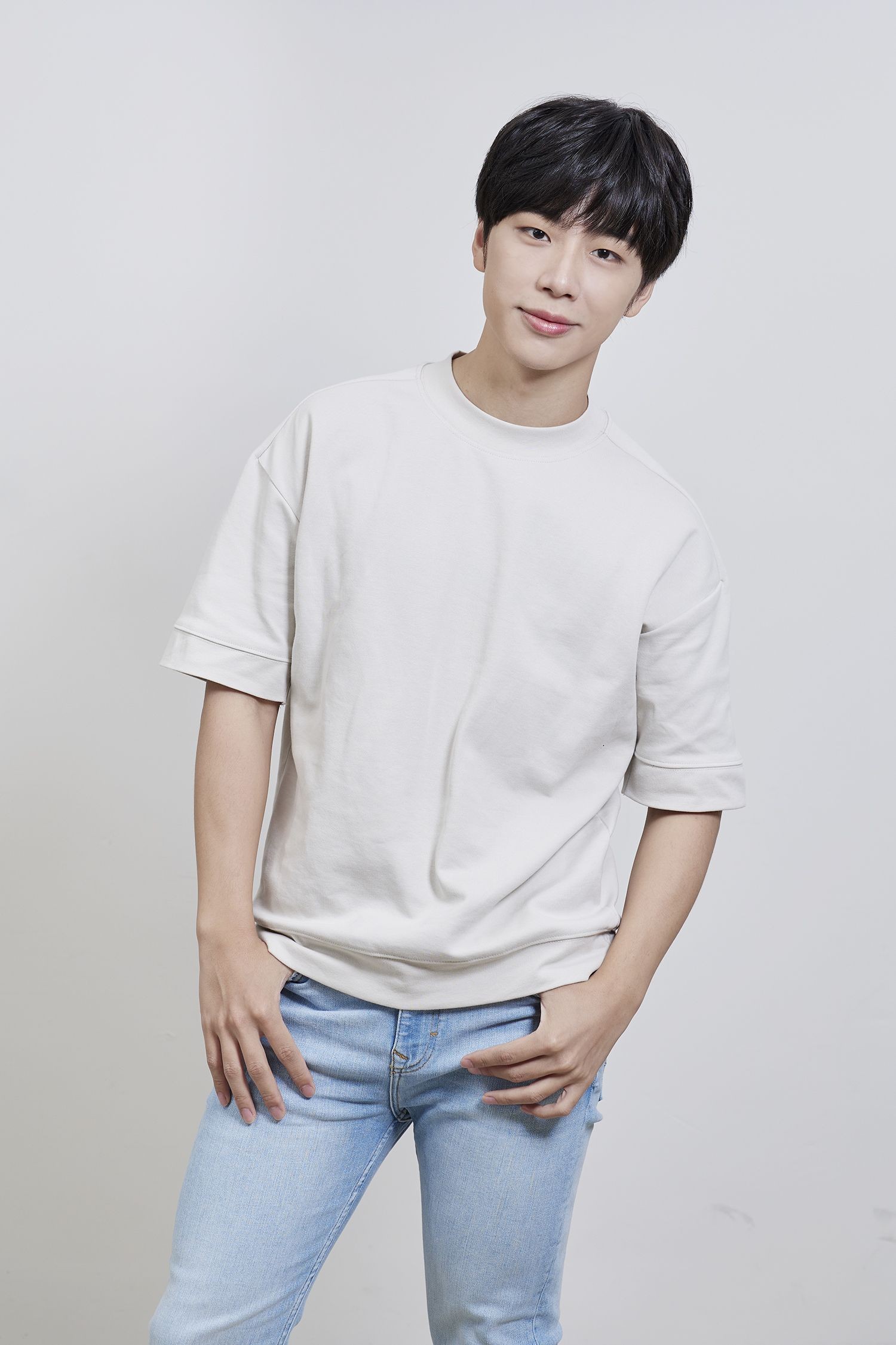 金钟特化得主储旭电影《山中森林》花美男化身帮派兄弟