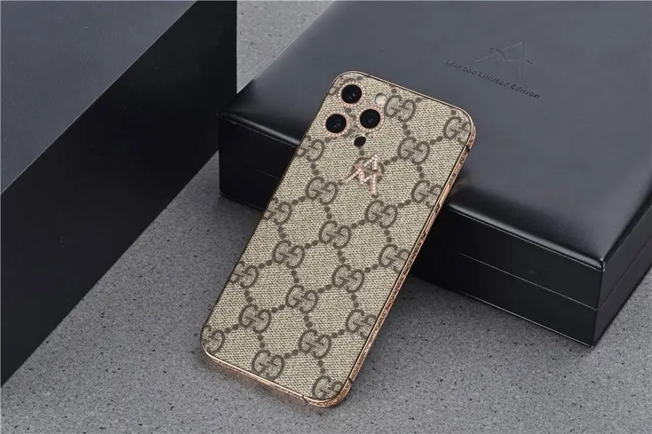 联名GUCCI镶钻镀金,iPhone12 Max贵气逼人- 哔哩哔哩