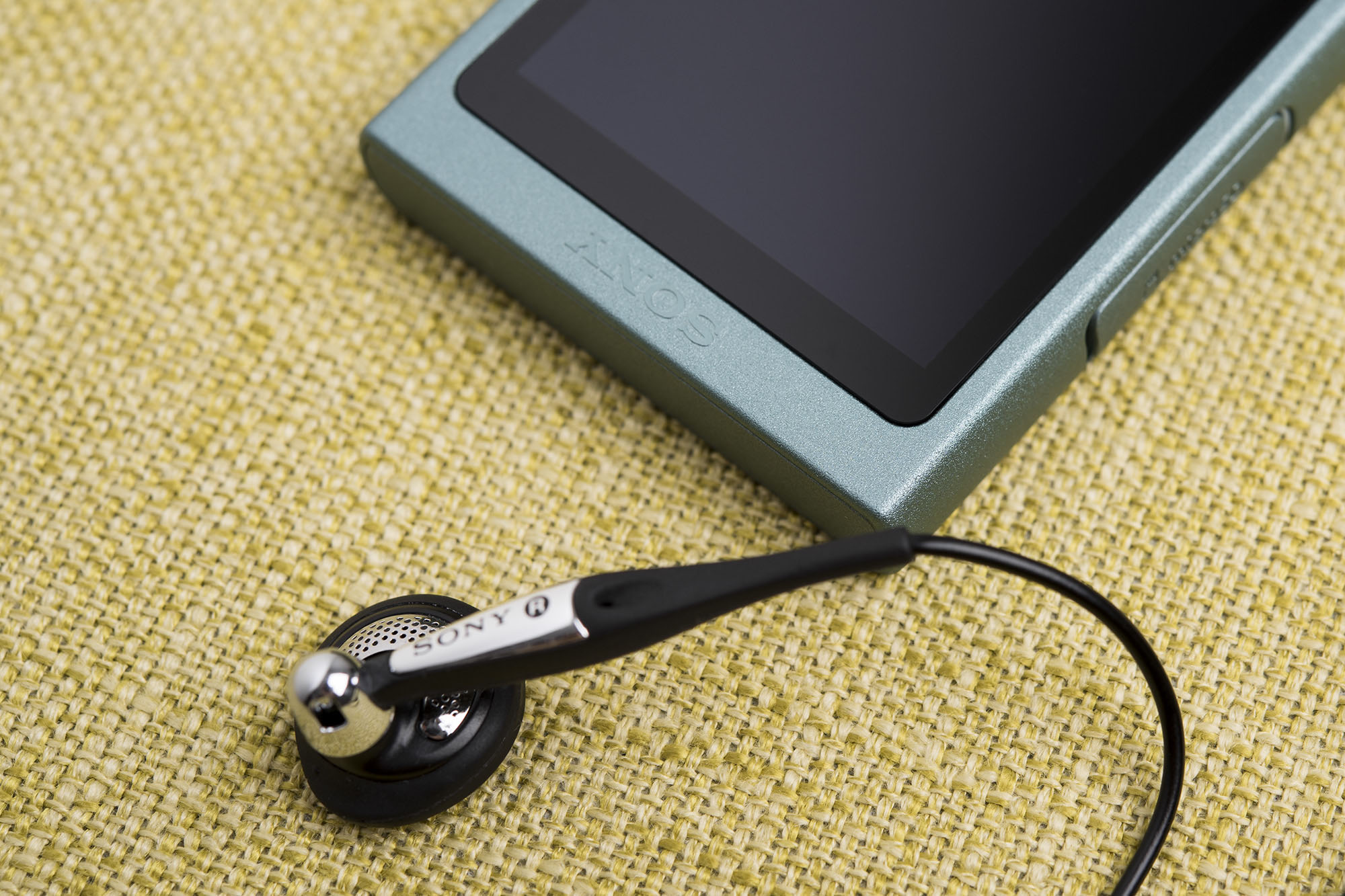 色彩斑斓,谈一谈索尼Walkman NW-A45